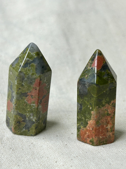 Small Unakite Point