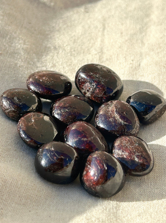 Garnet Round Tumble