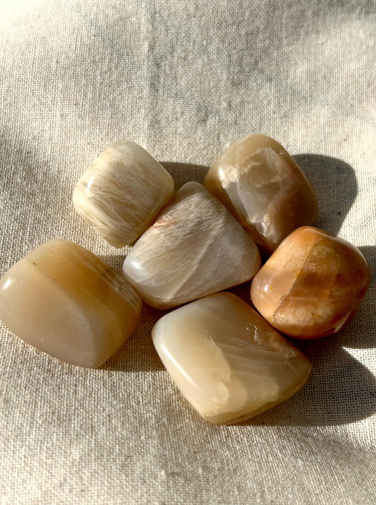 Peach Moonstone Tumble