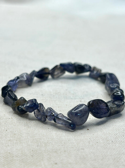 Iolite Pebble Bracelet