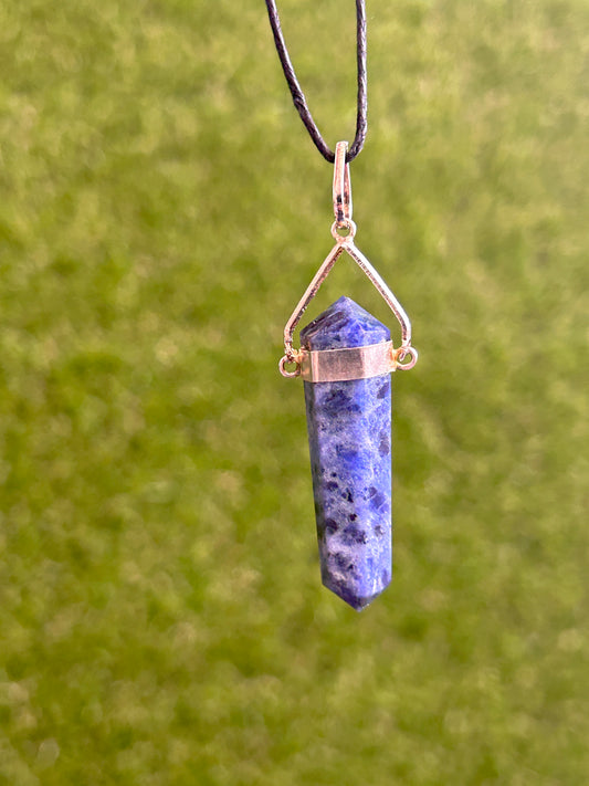 Sodalite Necklace Point