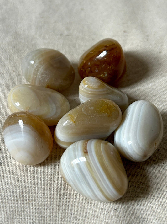 Agate tumble stone