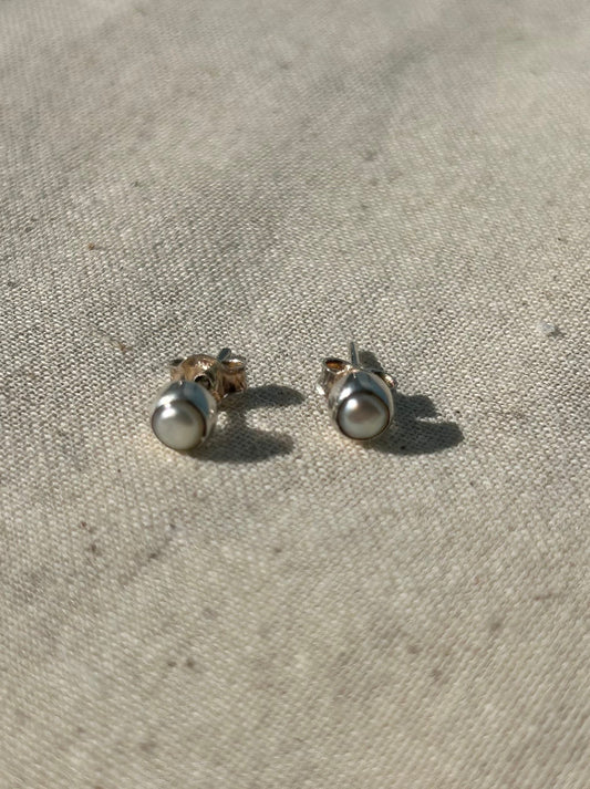 Freshwater Pearl Earrings