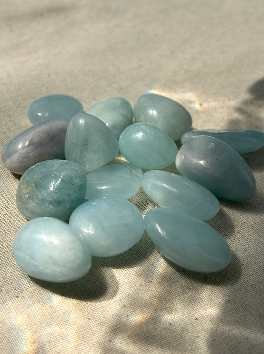 Aquamarine High Grade Tumbled Stone