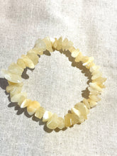 Load image into Gallery viewer, Yellow Calcite Chip Bracelet
