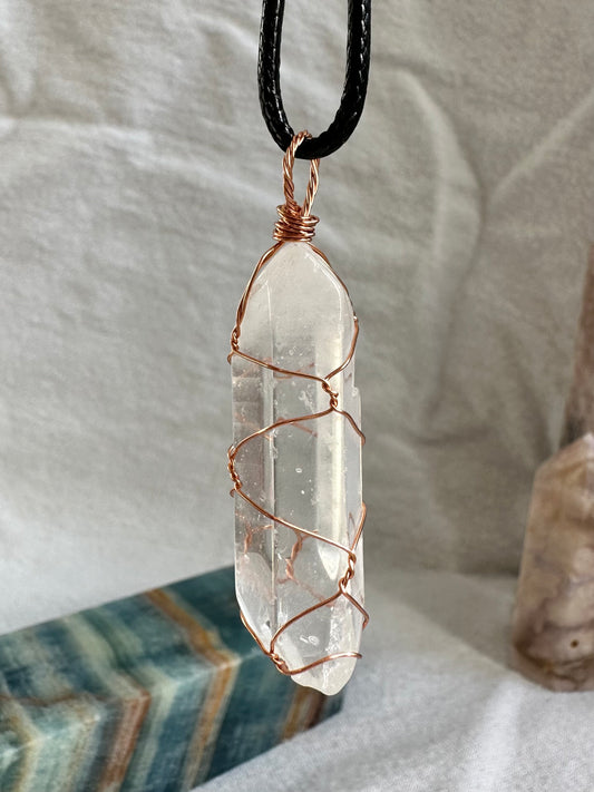 Quartz Wirewrap Necklace - Copper