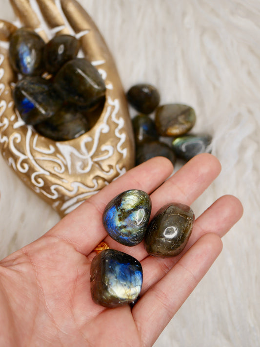 Labradorite tumbled stones