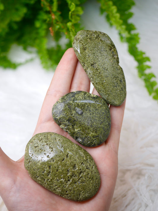 Epidote Palm Stone