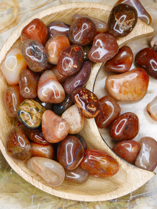 Large Carnelian Tumbled Stone