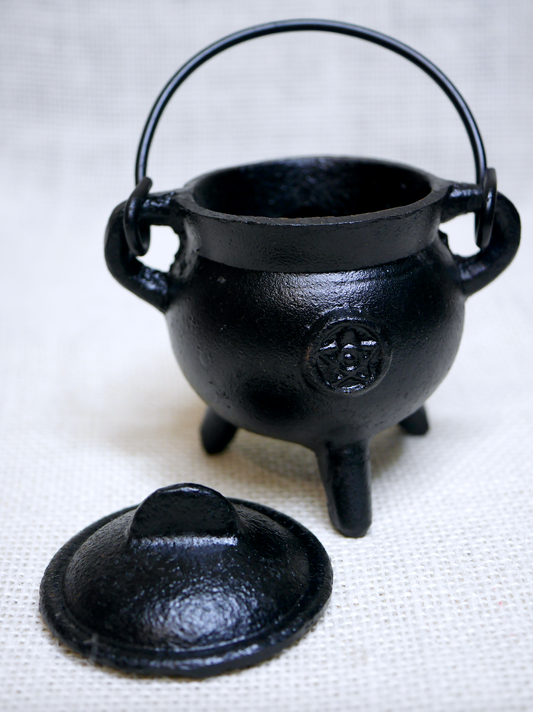 Cast Iron Pentagram Cauldron with lid