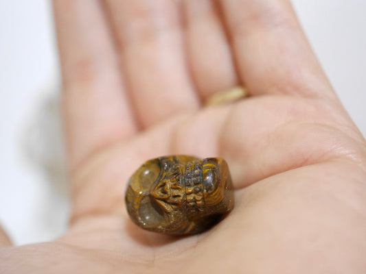 Mini Tiger eye skull carving